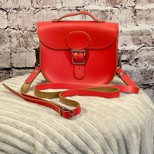 Brit-StitchVintage Half -Pint Satchel Poppy Color Never Used